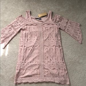 Francesca's Collections Dresses - Francesca’s Blue Rair NEW dusty rose lace dress Francesca's Collections Dresses - Francesca’s Blue Rair NEW dusty rose lace dress